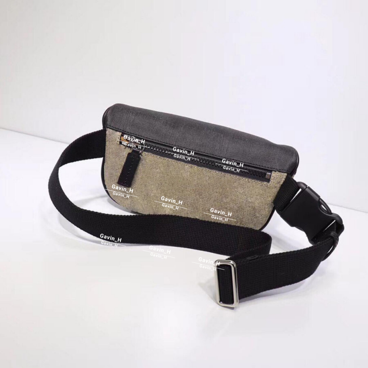 Designers Bags Luxurys Waist Bag Fashion packs can be worn by both boys and girls SIZE 23 CM, Receipt;not sell separate
Designers Bags Luxurys Waist Bag Fashion packs can be worn by both boys and girls SIZE 23 CM, Receipt;not sell separate