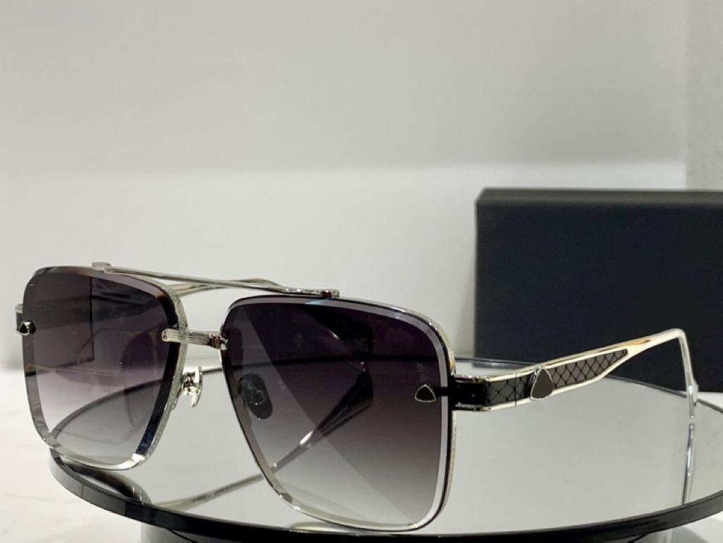 Summer SUNGLASSES For Men Women THE GLAD Style Anti-Ultraviolet Retro Plate Square Full Frame Eyeglasses Random Box
Summer SUNGLASSES For Men Women THE GLAD Style Anti-Ultraviolet Retro Plate Square Full Frame Eyeglasses Random Box