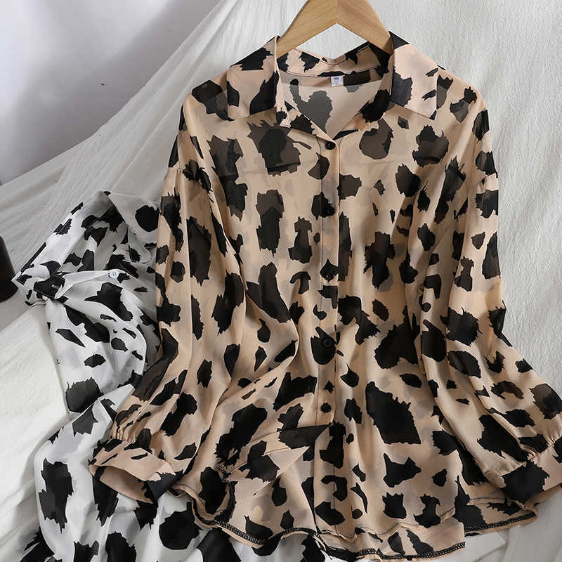 VANOVICH Fashion Printed Chiffon Shirt Is Thin, All-match Cardigan Sunscreen Tops Spring and Summer Korean Women 210615
VANOVICH Fashion Printed Chiffon Shirt Is Thin, All-match Cardigan Sunscreen Tops Spring and Summer Korean Women 210615