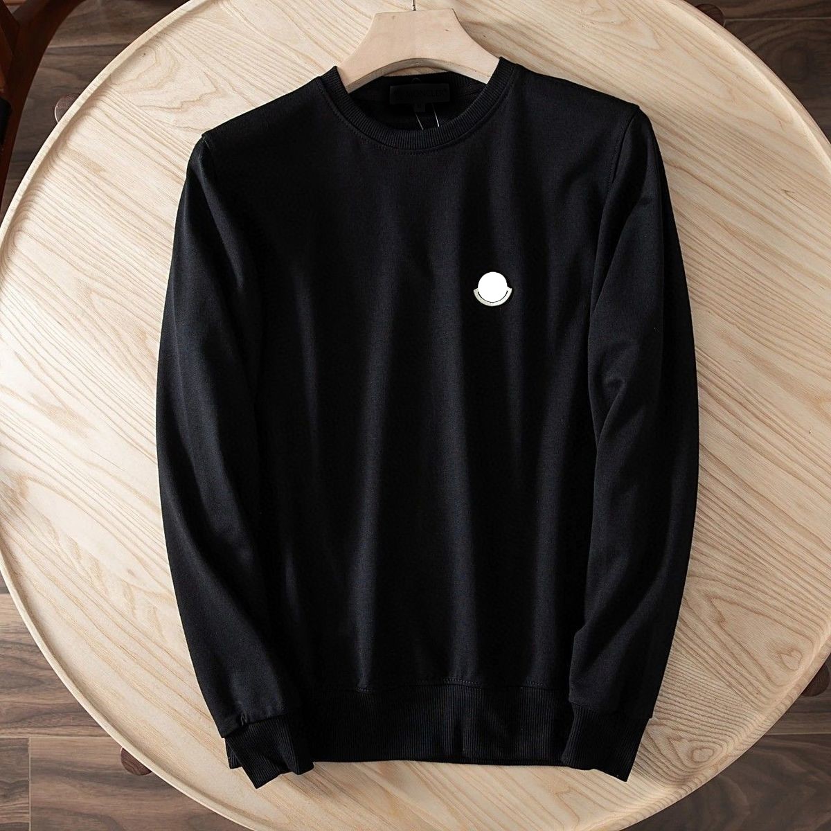 Designer Mens Hoodies France fashion Brand Men S women Luxury armband Sweatshirt Casual Street Hoodie s, Supplement (not shipped separately)
Designer Mens Hoodies France fashion Brand Men S women Luxury armband Sweatshirt Casual Street Hoodie s, Supplement (not shipped separately)