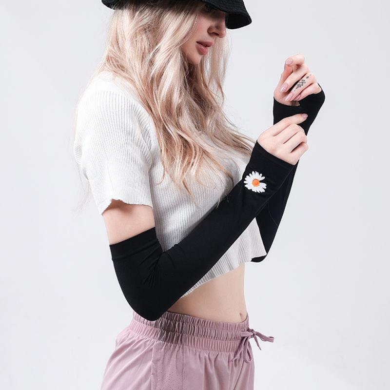 Five Fingers Gloves 1Pair Sun Protection Seamless Arm Sleeve For Women Summer Thin Silk Print Daisy Breathable Oversleeve Outdoor Drivin
Five Fingers Gloves 1Pair Sun Protection Seamless Arm Sleeve For Women Summer Thin Silk Print Daisy Breathable Oversleeve Outdoor Drivin