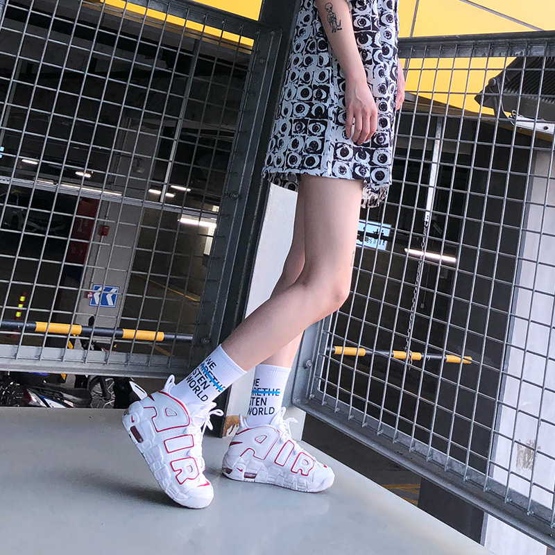 European and STEN street socks Harajuku skateboard sports popular logo letter men and women in the long socks new recommendation, Black
European and STEN street socks Harajuku skateboard sports popular logo letter men and women in the long socks new recommendation, Black
