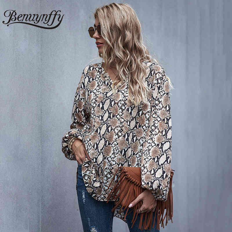 Snakeskin Print Drop Shoulder Loose Top Blouse Women Autumn Fashion V-Neck Long Sleeve Highstreet Ladies Blouses Tops 210510