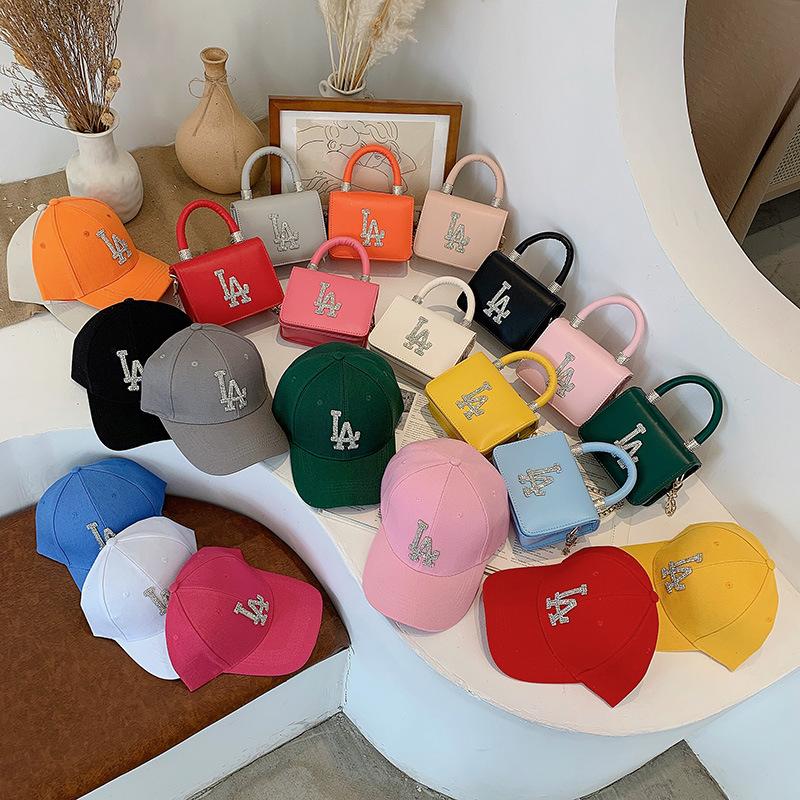 Evening Bags Women Designer PU Colorful Square Handbags Girls Hat And Shoulder Set Fashion Ladies Purse Wallets Luxury 
Evening Bags Women Designer PU Colorful Square Handbags Girls Hat And Shoulder Set Fashion Ladies Purse Wallets Luxury