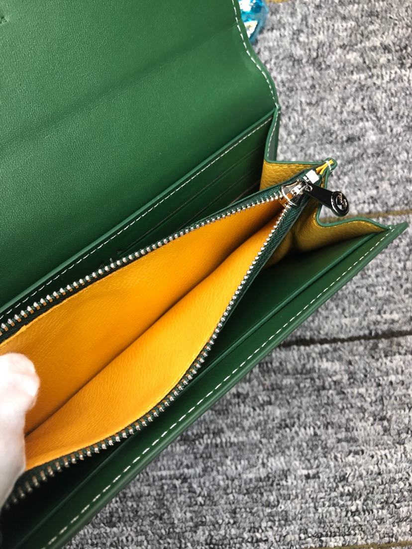 Fashion leather new long two-fold wallet Designer Men Women Paris Style GY Long Zipper Wallet Clutch Purse Wallets, Black-brown
Fashion leather new long two-fold wallet Designer Men Women Paris Style GY Long Zipper Wallet Clutch Purse Wallets, Black-brown
