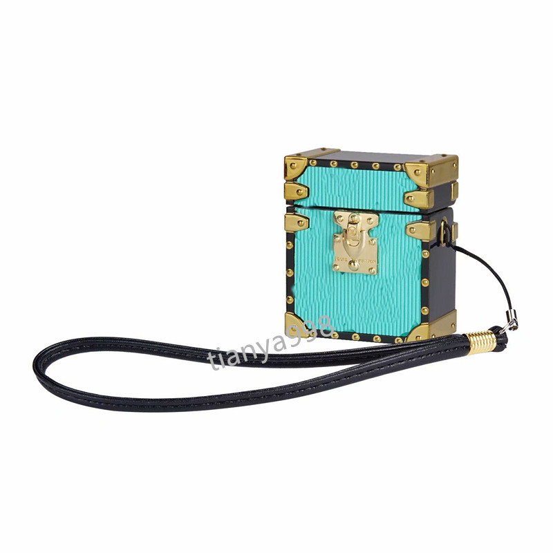 Fashionable Apple 2/3 Portable Protective Bag Bluetooth Earphone Charging Case Protective Cover with Hook
Fashionable Apple 2/3 Portable Protective Bag Bluetooth Earphone Charging Case Protective Cover with Hook