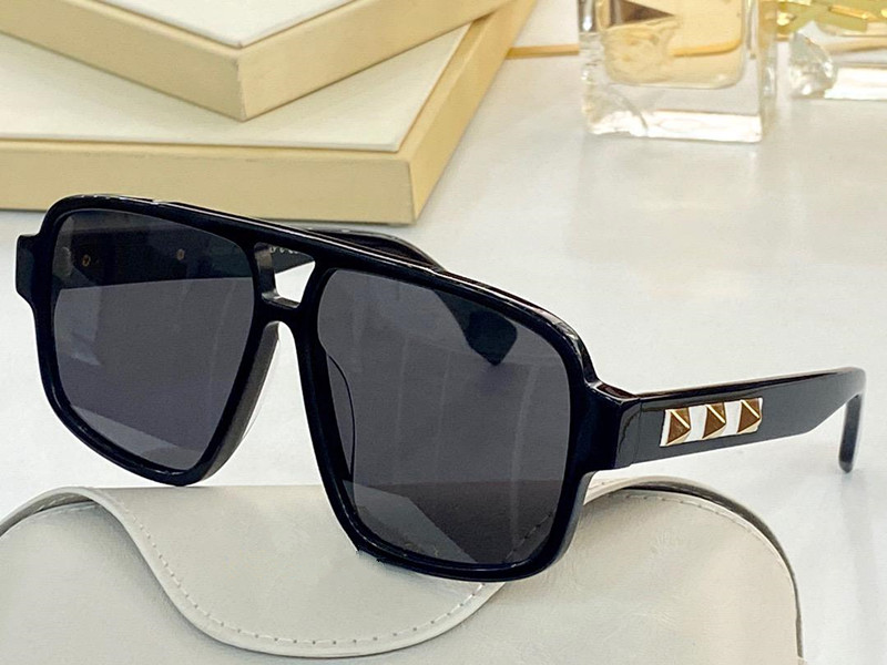 Sunglasses For women Summer style Anti-Ultraviolet 4211 Retro Shield lens Plate Rectangle full frame fashion Eyeglasses Random Box, White;black
Sunglasses For women Summer style Anti-Ultraviolet 4211 Retro Shield lens Plate Rectangle full frame fashion Eyeglasses Random Box, White;black