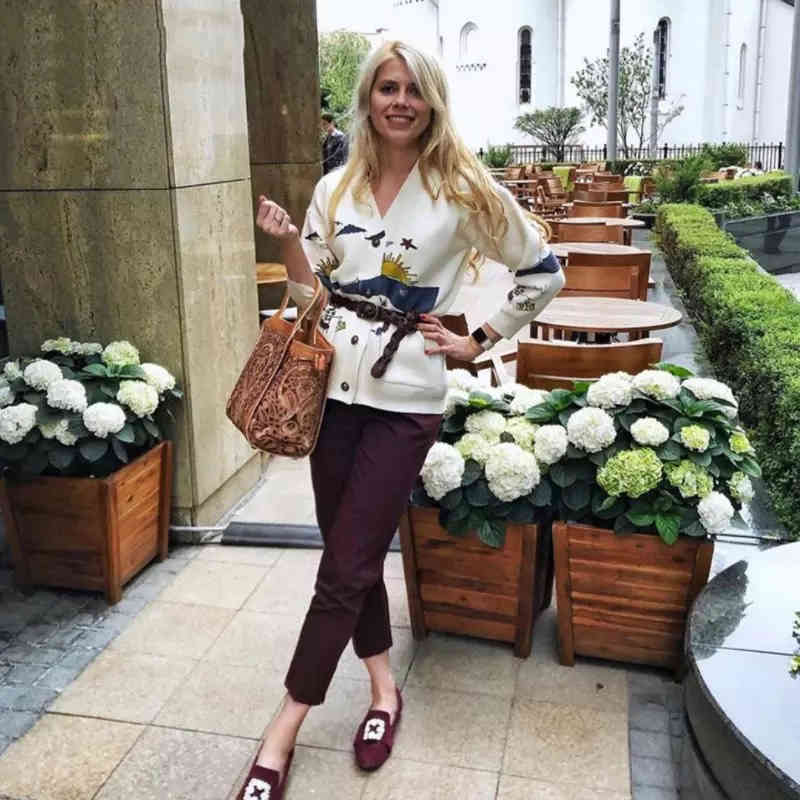 Autumn White Cotton Knitted Cardigan Sweater Women Coat Print V-neck Pockets Female Jumpers Casaul Buttons Women Tops 210415