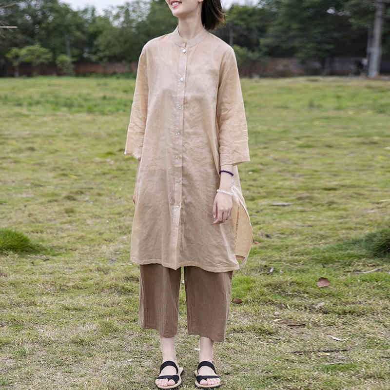 Johnature Women Ramie Long Shirts And Tops Solid Color Chinese Style Blouses Summer Stand Seven Sleeve Vintage Shirts 210521, Khaki
Johnature Women Ramie Long Shirts And Tops Solid Color Chinese Style Blouses Summer Stand Seven Sleeve Vintage Shirts 210521, Khaki