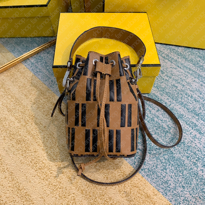 Designers Womens Handbags Purses mini bucket drawstring bag F letters embossing real leather Cross Body Shoulder Bags 7A high quality, Box
Designers Womens Handbags Purses mini bucket drawstring bag F letters embossing real leather Cross Body Shoulder Bags 7A high quality, Box