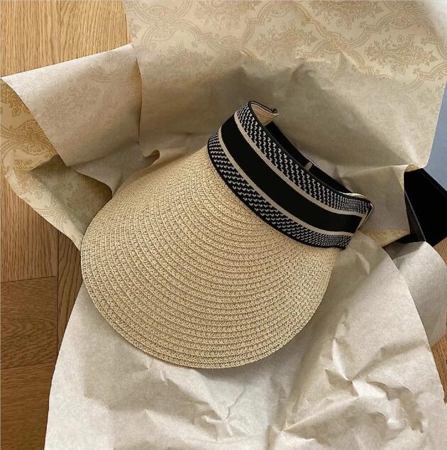 2021 Top designer visor women bucket sun hats mens outdoor visor Snapback Caps beanie hat baseball cap For Gift hot sell, Beige
2021 Top designer visor women bucket sun hats mens outdoor visor Snapback Caps beanie hat baseball cap For Gift hot sell, Beige