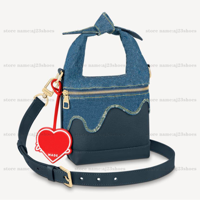 Japanese Cruiser designer Bag Blue Monograms Denim Leather crossbody 2022s Compact Signature Leather Heart Tag Shoulder Bags fashionable tote bags M45970, 01
Japanese Cruiser designer Bag Blue Monograms Denim Leather crossbody 2022s Compact Signature Leather Heart Tag Shoulder Bags fashionable tote bags M45970, 01