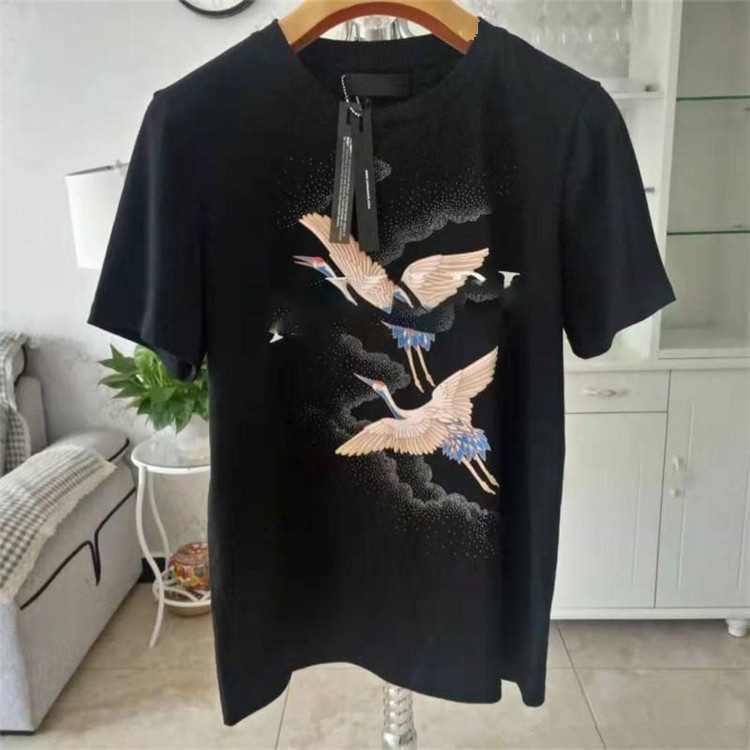 Frauen der Männer T-Shirts 2021 designers t shirts men summer mens tShirt Fashion Tide Shirts Letter Print Casual Man Crew Neck, Bag
Frauen der Männer T-Shirts 2021 designers t shirts men summer mens tShirt Fashion Tide Shirts Letter Print Casual Man Crew Neck, Bag