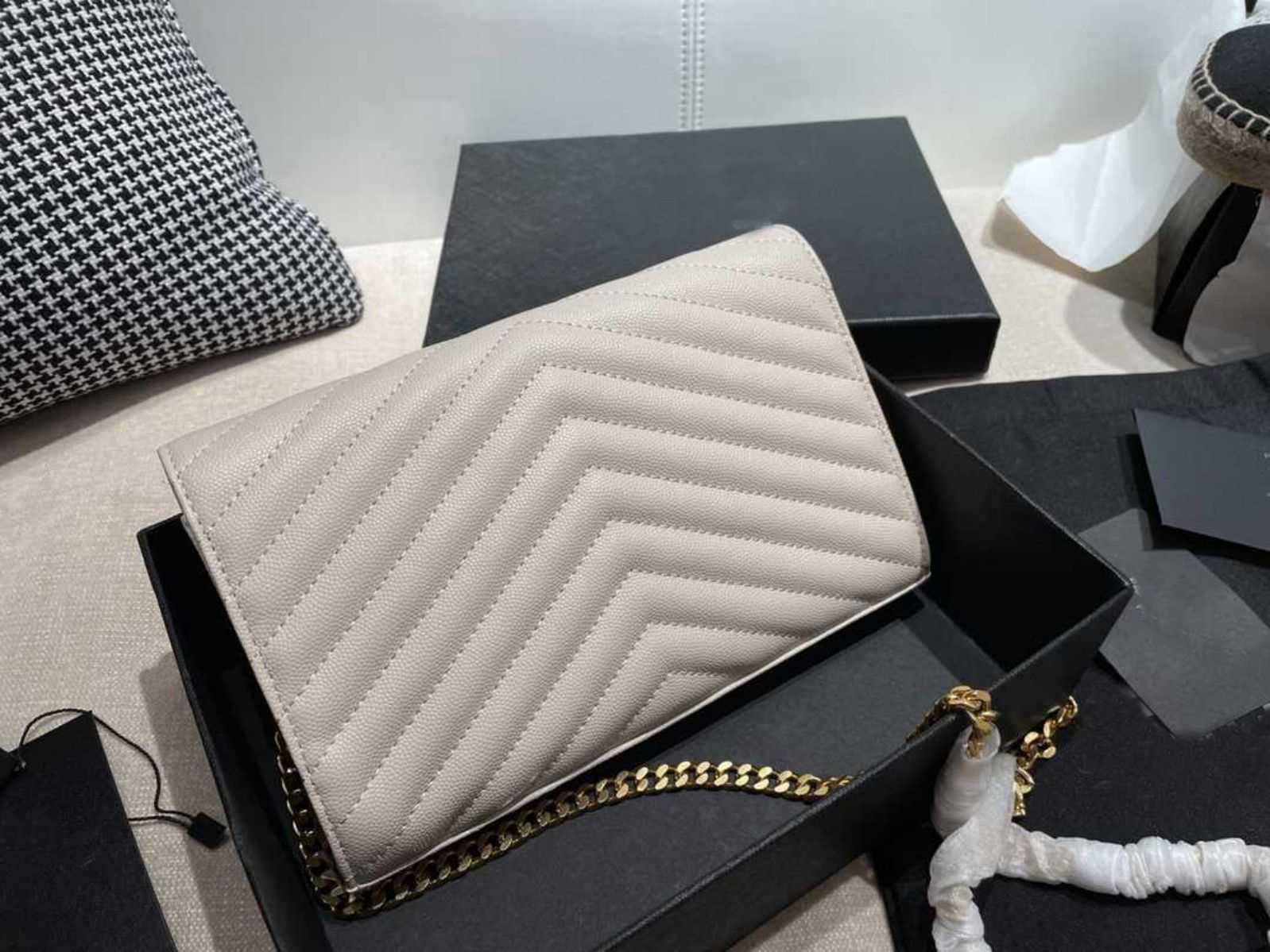 Designer Bags classic womens designer handbag ladies composite tote Luxurys leather clutch shoulder bag female purse, 22x14
Designer Bags classic womens designer handbag ladies composite tote Luxurys leather clutch shoulder bag female purse, 22x14