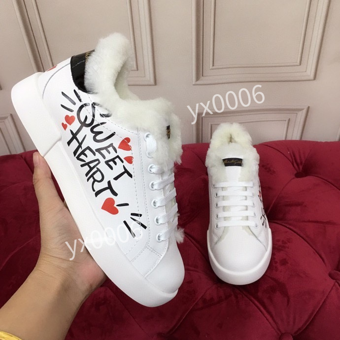 2021 men women casual shoes platform shadow womens sneakers fashion white black flax high quality outdoor mens trainer jogging walking hc200905, Choose the color
2021 men women casual shoes platform shadow womens sneakers fashion white black flax high quality outdoor mens trainer jogging walking hc200905, Choose the color
