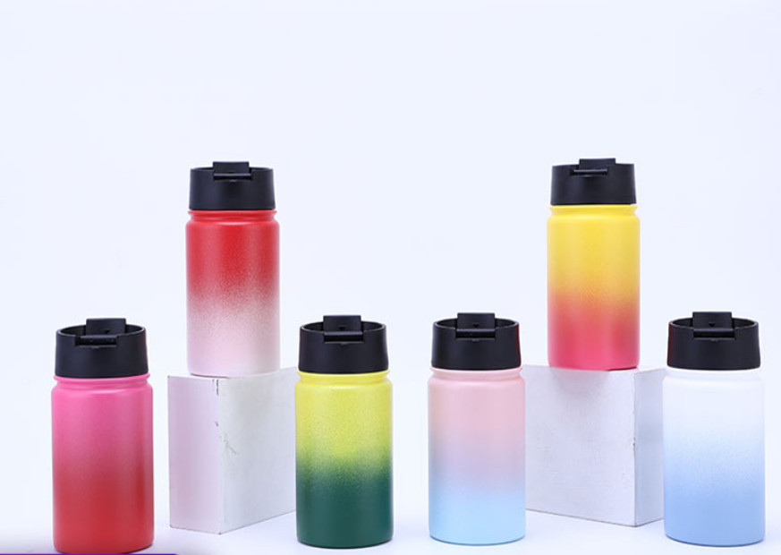 The latest 12oz stainless steel coffee cup mug, space gradient vacuum flask, a variety of colors and styles to choose from, support for custom logos
The latest 12oz stainless steel coffee cup mug, space gradient vacuum flask, a variety of colors and styles to choose from, support for custom logos
