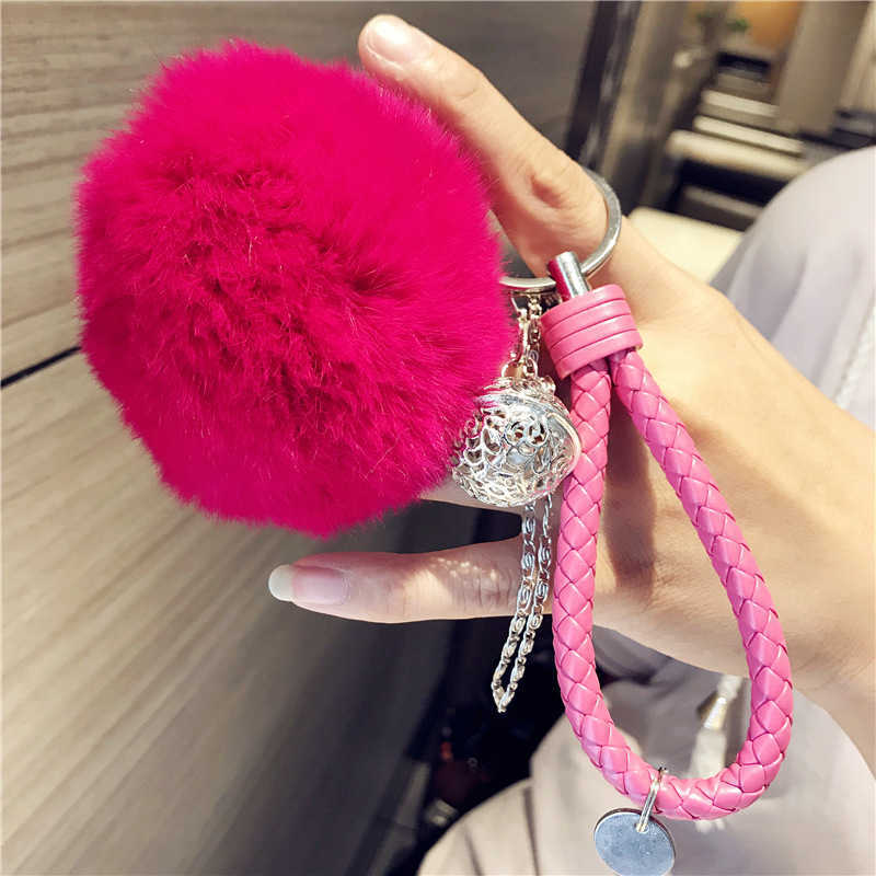 Fluffy Real Rabbit Fur Keychain Cute Plush Key Pendant Female Bell Palace Bell Bag Ornament Jewelry Trinket Accessories R250728