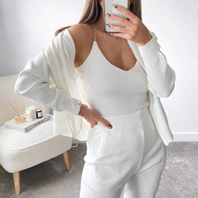 Autumn Women Zipper Solid Coat+ Pants Sets + Sling Female Fashion Elastic Waist Trousers Three Piece Suit For Ladies tracksuit 210709, Wine red
Autumn Women Zipper Solid Coat+ Pants Sets + Sling Female Fashion Elastic Waist Trousers Three Piece Suit For Ladies tracksuit 210709, Wine red