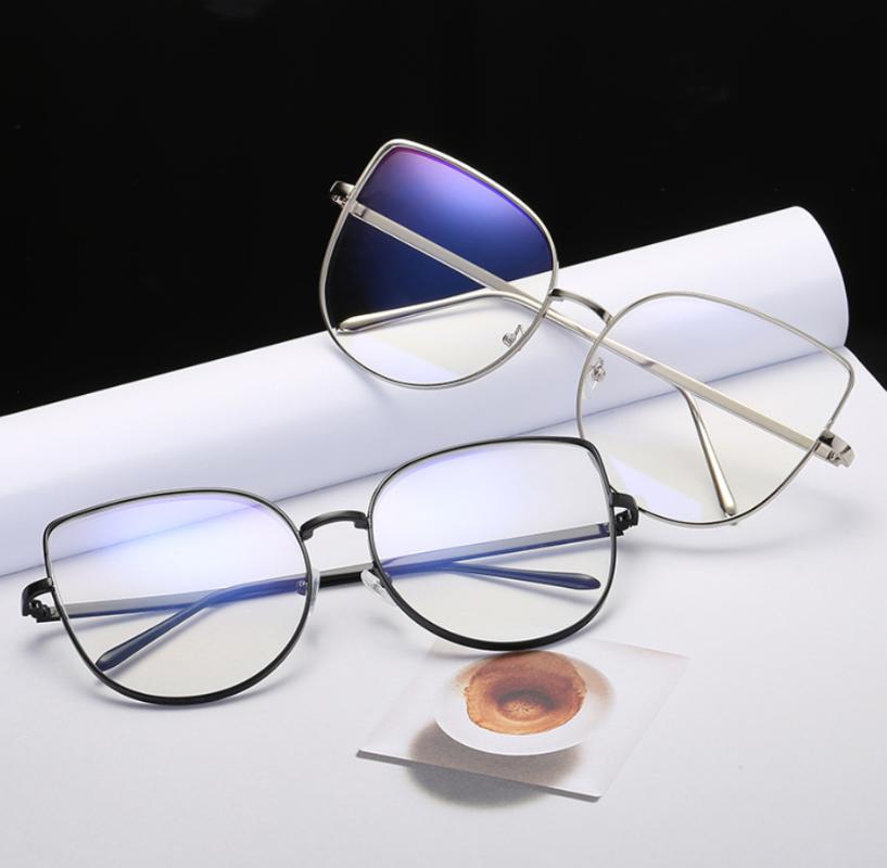 Fashion Sunglasses Frames Vintage Gold Metal Frame Eyeglasses Mens Womens Sun Glasses Retro Optical Lens Eyewear Nerd Clear
Fashion Sunglasses Frames Vintage Gold Metal Frame Eyeglasses Mens Womens Sun Glasses Retro Optical Lens Eyewear Nerd Clear