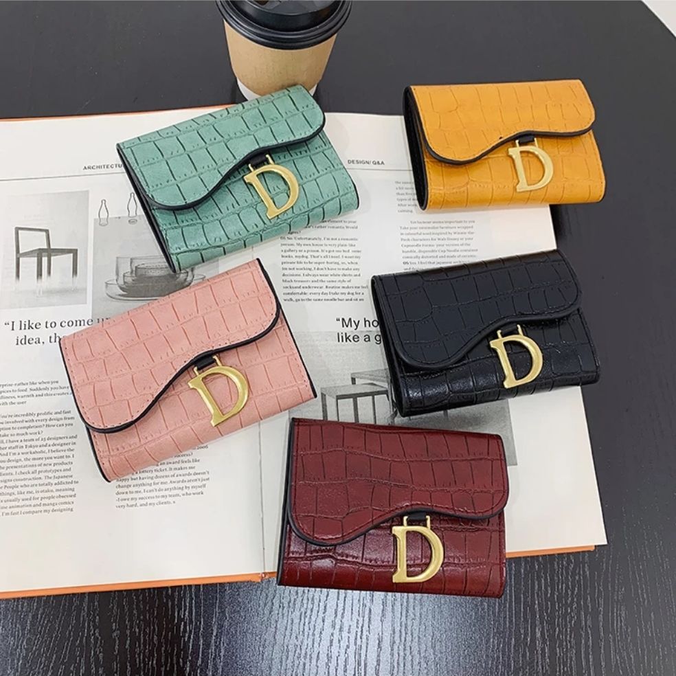 Small Card Bag Women New Fashion Retro D-Shaped Buckle Card Holder Credit Card Holder Small Coin Purse, Red;black
Small Card Bag Women New Fashion Retro D-Shaped Buckle Card Holder Credit Card Holder Small Coin Purse, Red;black