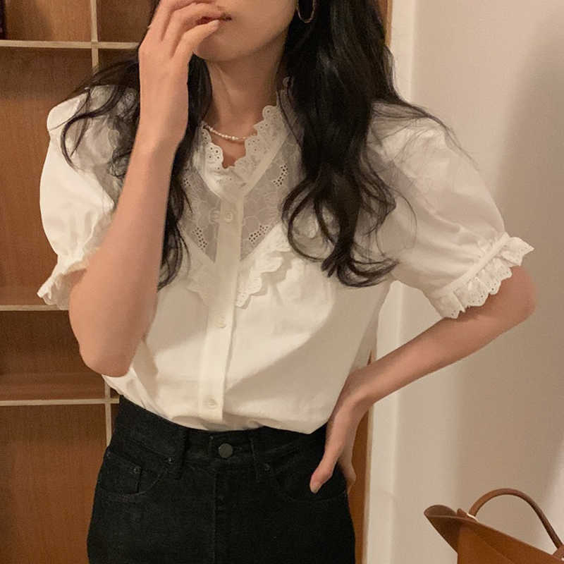 Korejpaa Women Shirt Summer Korean Chic Ladies Retro Style V-Neck Lace Stitching Single-Breasted Puff Seeve Blouses 210526