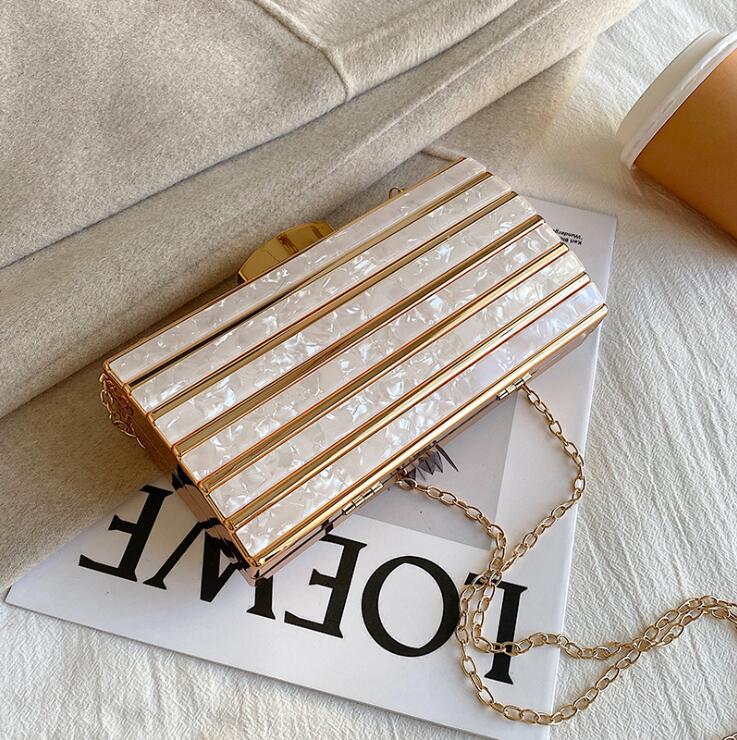 wholesale women handbag retro striped chain bag street trend shaping hard box handbags fashion evening dress Acrylic plaid dinner bags, Black(boutique box)
wholesale women handbag retro striped chain bag street trend shaping hard box handbags fashion evening dress Acrylic plaid dinner bags, Black(boutique box)