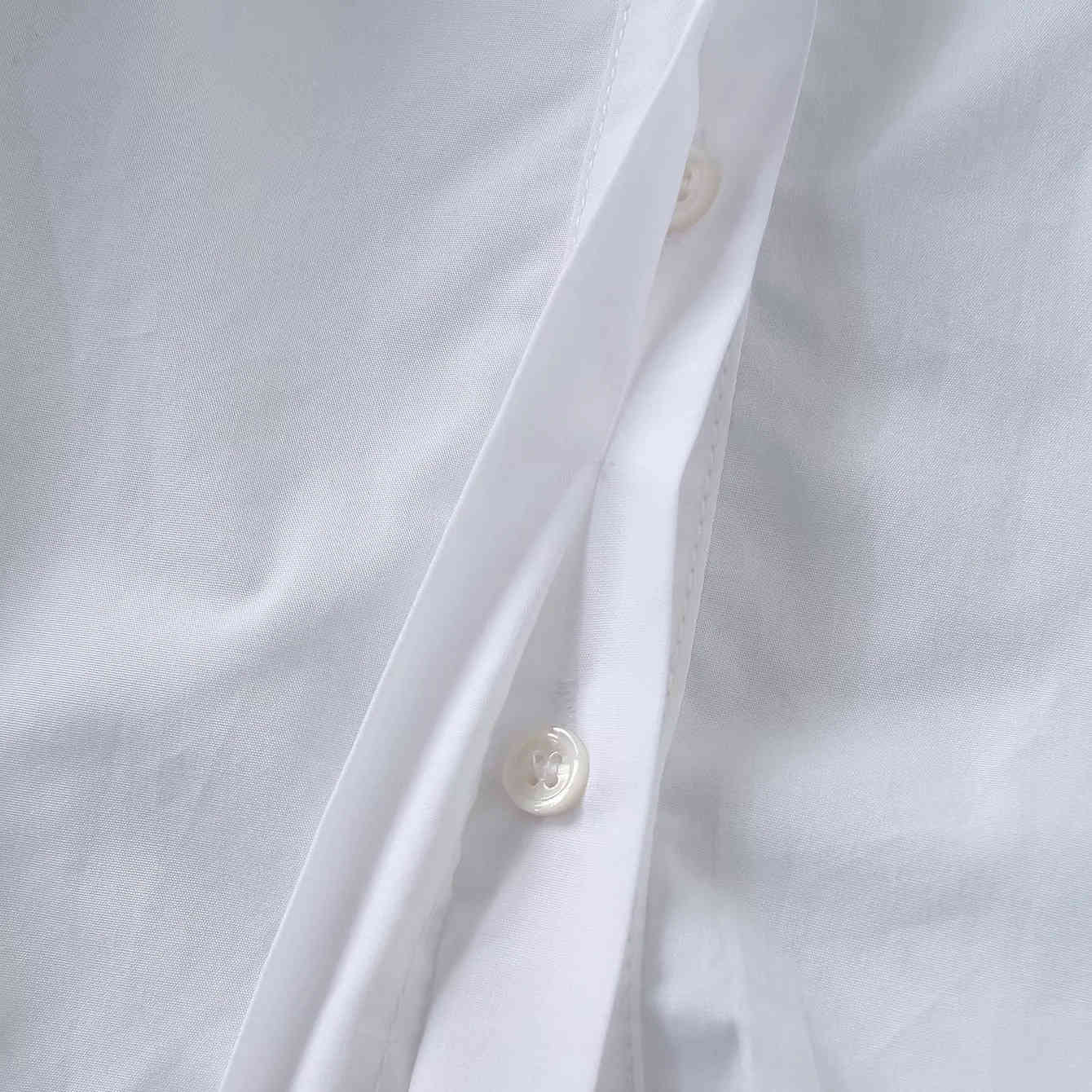 Casual Thin White Single Breasted Women Shirt Summer Long Sleeve Simple Female Blouse Chic Tops For Office Lady Outwear 210521