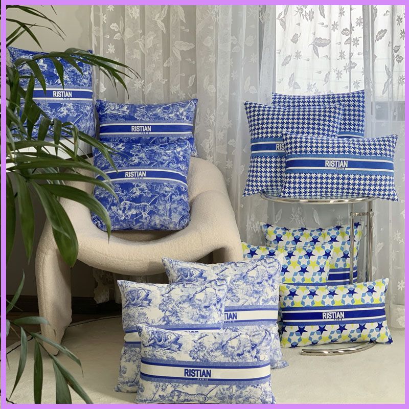 New Fashion Pillow Living Room Bedroom Cushion Luxury Designer Pillows Office Sofa Cushions Casual Scenery Animals With D Letters D2112025F
New Fashion Pillow Living Room Bedroom Cushion Luxury Designer Pillows Office Sofa Cushions Casual Scenery Animals With D Letters D2112025F