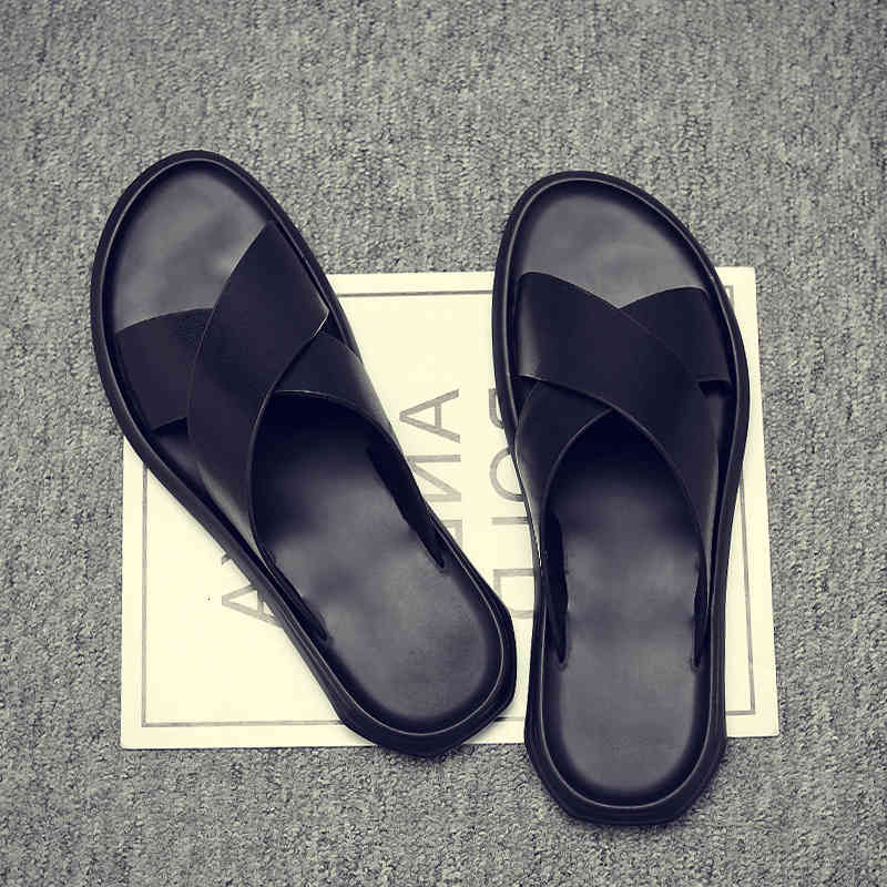 Slippers men's trend outdoor soft sole fashion summer flip flop black Korean personalized casual sandals RRF2, 1# shoe box
Slippers men's trend outdoor soft sole fashion summer flip flop black Korean personalized casual sandals RRF2, 1# shoe box