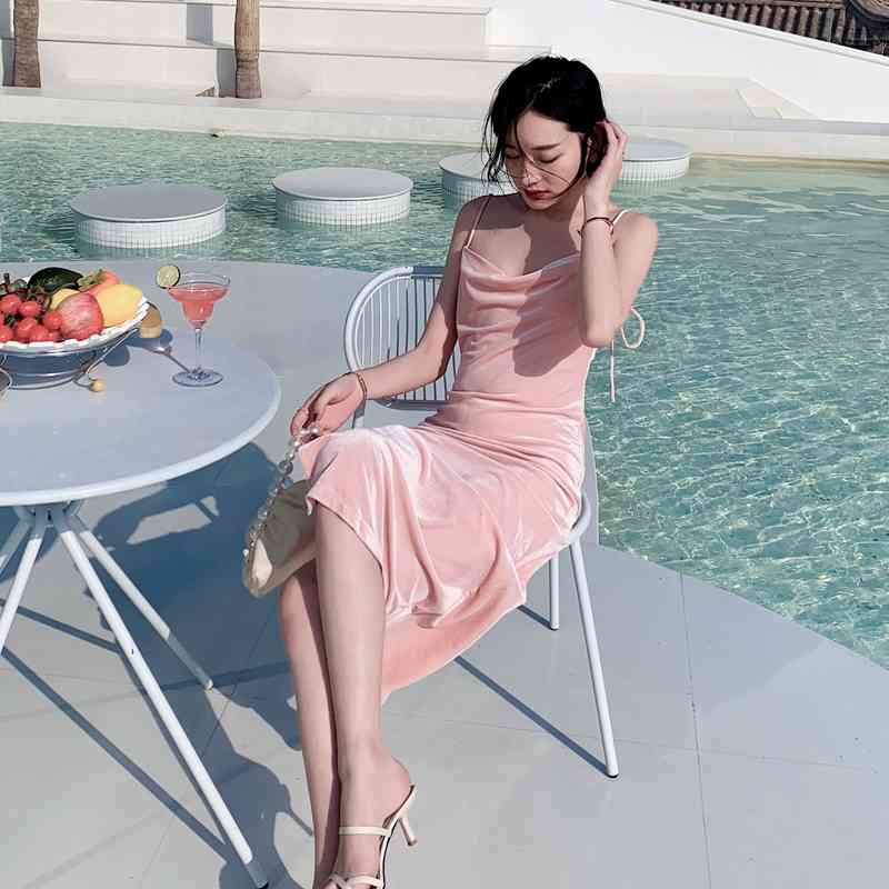 Fashion Vintage Sleeveless Ladies Mid-Length Dress Elegant Female Sexy Spaghetti Strap Slim Summer Velvet Vestidos 210520