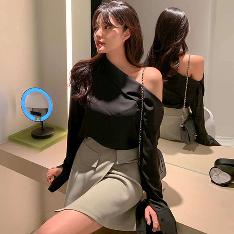 Korean Chic Off Shoulder Long Sleeve Blouse Women Sexy One Office Lady Elegant Solid Shirts Blusas Mujer 210422