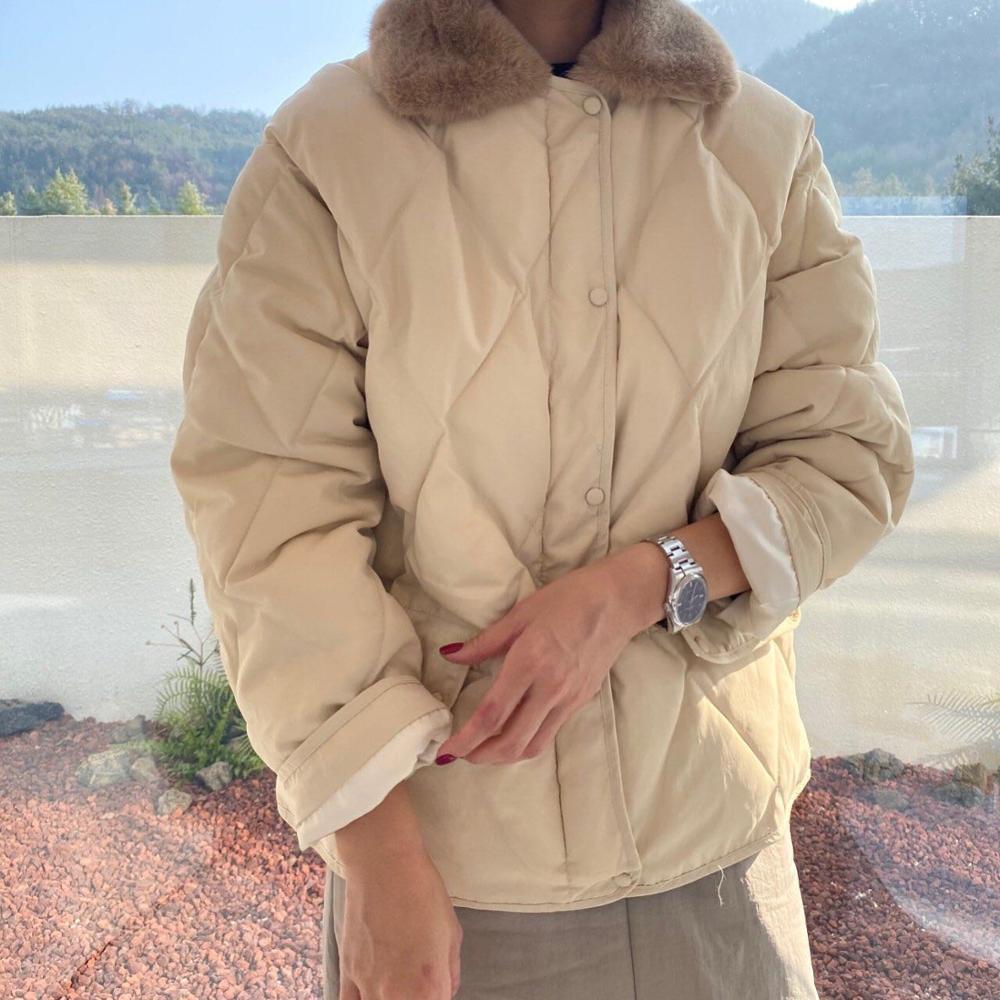 OL Faux Fur Collar Female Coat Winter Jacket Thick Warm Women Parkas Vintage Elegant Solid Single-breasted Parka 210421