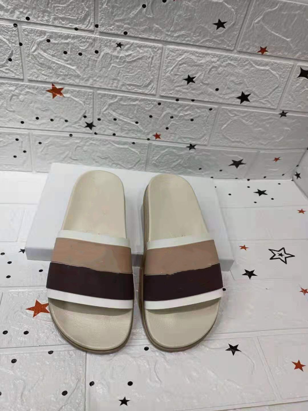 2021 Factory_footwear Slides Summer Beach Indoor Flat G Sandals Slippers House Flip Flops Spike sandal with Box, Black
2021 Factory_footwear Slides Summer Beach Indoor Flat G Sandals Slippers House Flip Flops Spike sandal with Box, Black