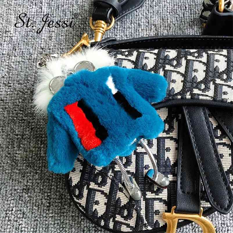 Brand New Monsters' Robot Keychain Cute Real Rex Rabbit Fur High Quality Fluffy Lady Bag Charm Pendants Car Key Ring Accessories 210409
Brand New Monsters' Robot Keychain Cute Real Rex Rabbit Fur High Quality Fluffy Lady Bag Charm Pendants Car Key Ring Accessories 210409