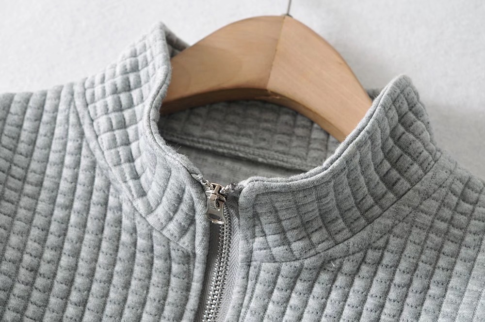 2 piece Set Streetwear Solid Color Gray Quilting Plaid Crop Sweatshirt Elastic Waist Cargo Sports Pants Women Joggers Hoodies 210429