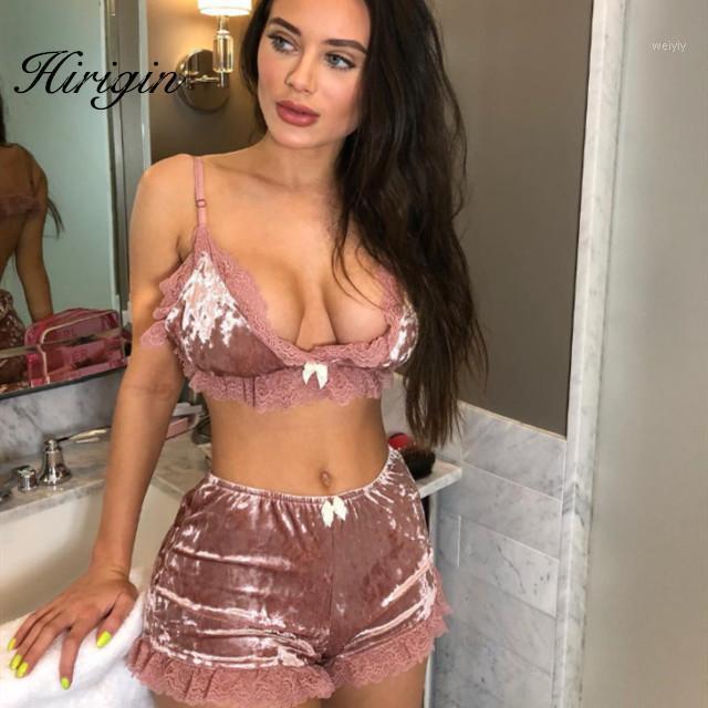 Bras Sets Women 2021 Sexy Solid Velvet Two-piece Lingerie Sleepwear Floral Lace Nightwear Pajamas Chemise Top Elastic High Waist Shorts, Blue
Bras Sets Women 2021 Sexy Solid Velvet Two-piece Lingerie Sleepwear Floral Lace Nightwear Pajamas Chemise Top Elastic High Waist Shorts, Blue
