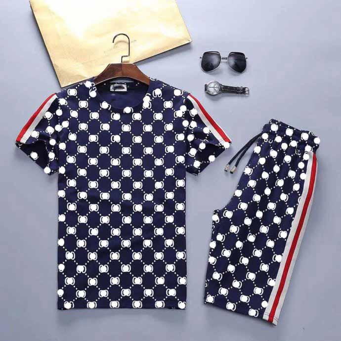 hot High quality fashion sportswear short-sleeved shirts jogging suits men's running men's short suit sportswear 
hot High quality fashion sportswear short-sleeved shirts jogging suits men's running men's short suit sportswear