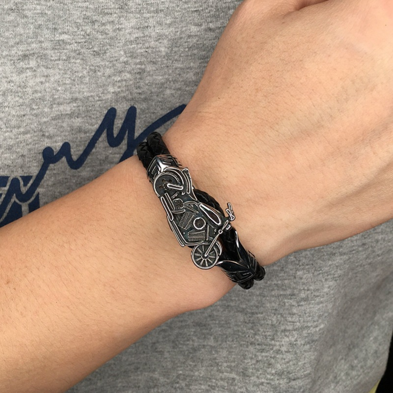 Fashion Men's Jewelry Stainless Steel Motorcycle Charm Black Genuine Leather Bracelet
Fashion Men's Jewelry Stainless Steel Motorcycle Charm Black Genuine Leather Bracelet
