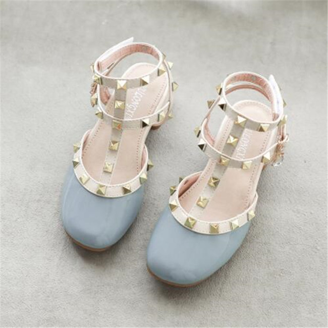 Children Girls Baotou Sandals Princess Roman Shoes Spring Summer Kids shoes Rivet Square Mouth Leather Shoe