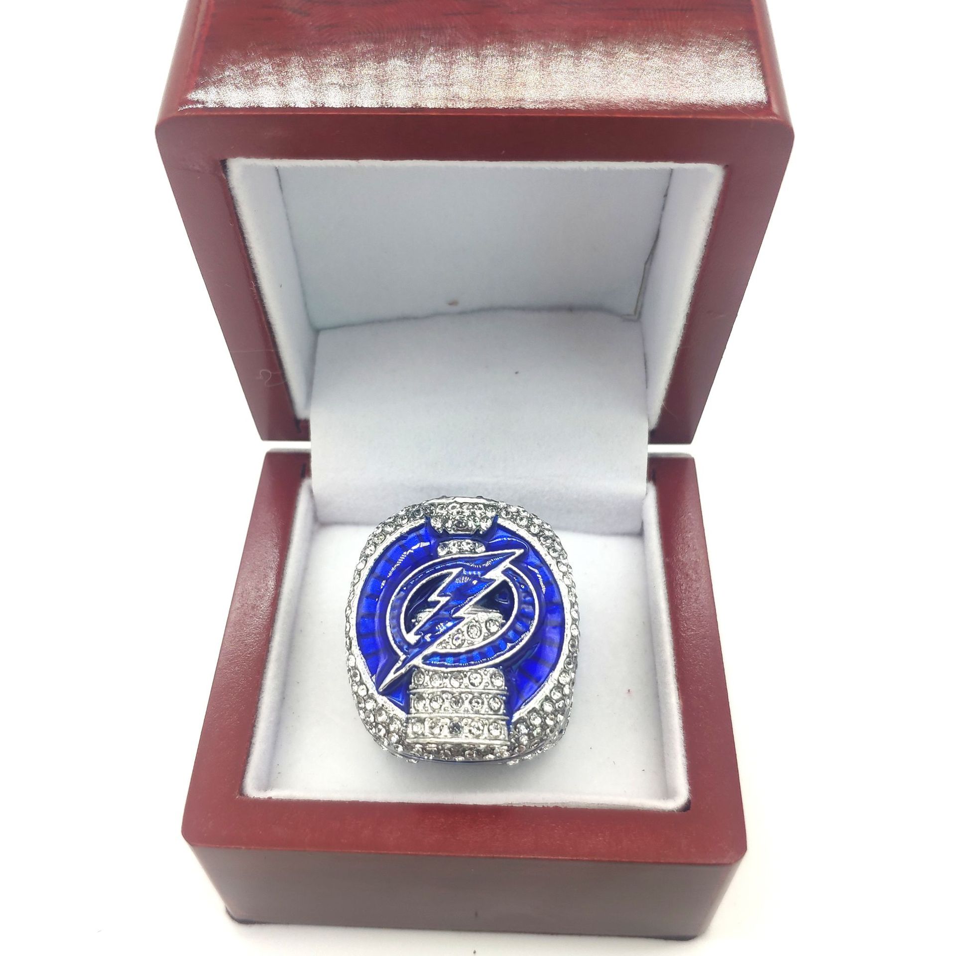 2021 Tampa Bay Lightning Championship Ring with Wooden Box Official Series Stanley'Cup Ice Hockey Champions Rings Collection Souvenirs, Silver
2021 Tampa Bay Lightning Championship Ring with Wooden Box Official Series Stanley'Cup Ice Hockey Champions Rings Collection Souvenirs, Silver