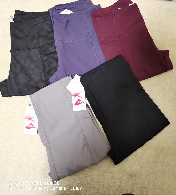 Grneric Pocket Yoga Pants High Waist Yoga Pants for Woman Tummy Control Women Leggings with Pocket, Black
Grneric Pocket Yoga Pants High Waist Yoga Pants for Woman Tummy Control Women Leggings with Pocket, Black