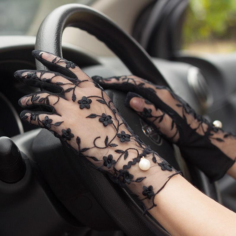 Five Fingers Gloves Lace Touch Screen Rose Flower Pearl Non-slip Driving Sunscreen Breathable Women Summer Spring 2021
Five Fingers Gloves Lace Touch Screen Rose Flower Pearl Non-slip Driving Sunscreen Breathable Women Summer Spring 2021