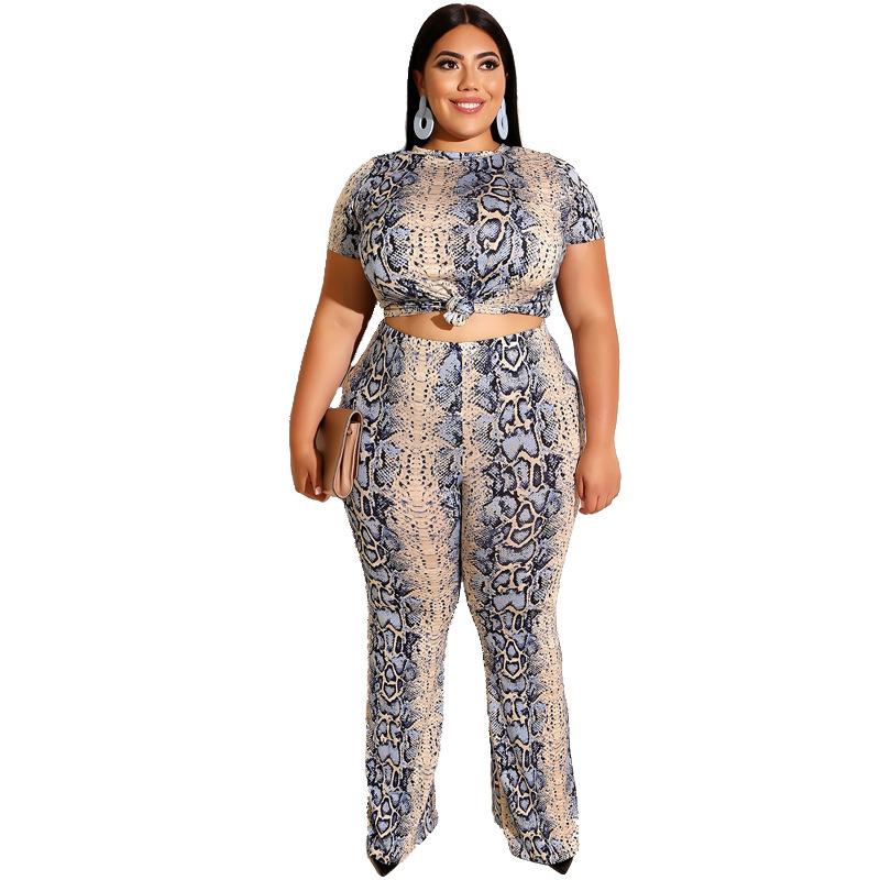 Plus Size Tracksuits Fashion Two Piece Set Women Summer Casual Clothes Snakeskin Print Matching Sets Short Sleeve O-Neck Top And Pants Suit, Black
Plus Size Tracksuits Fashion Two Piece Set Women Summer Casual Clothes Snakeskin Print Matching Sets Short Sleeve O-Neck Top And Pants Suit, Black