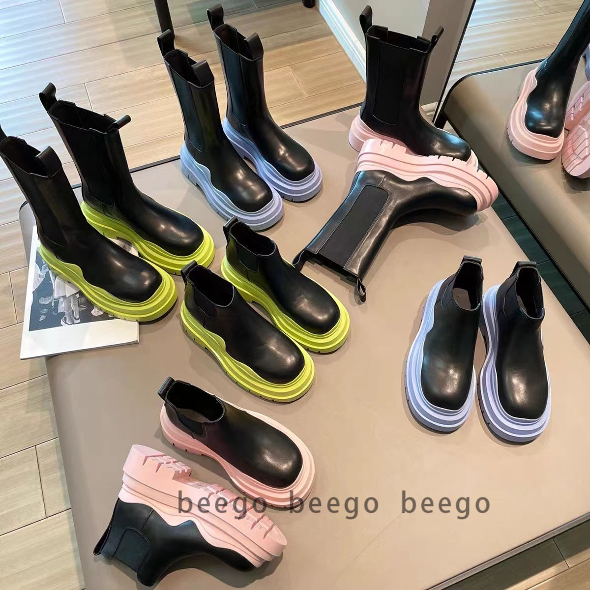 tire High quality Womens Designer Boots Leather Martin Ankle Chaelsea Boot Fashion Non-slip Wave Colored Rubber Outsole Elastic Webbing Luxury Comfort Exquisite', Original shoe box × 1
tire High quality Womens Designer Boots Leather Martin Ankle Chaelsea Boot Fashion Non-slip Wave Colored Rubber Outsole Elastic Webbing Luxury Comfort Exquisite', Original shoe box × 1