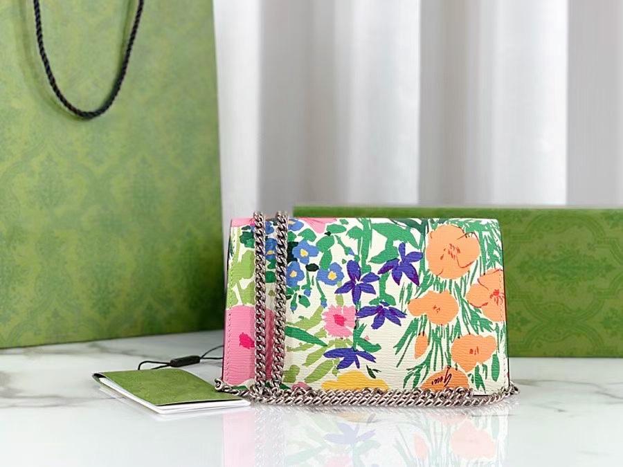 Ladies Fashion Cross Body Floral Print Mini Chain Messenger Bag Shoulder Handbag Good Quality All Match Elegant Casual Color is very girl it pure and fresh, This specifications don't shipment
Ladies Fashion Cross Body Floral Print Mini Chain Messenger Bag Shoulder Handbag Good Quality All Match Elegant Casual Color is very girl it pure and fresh, This specifications don't shipment
