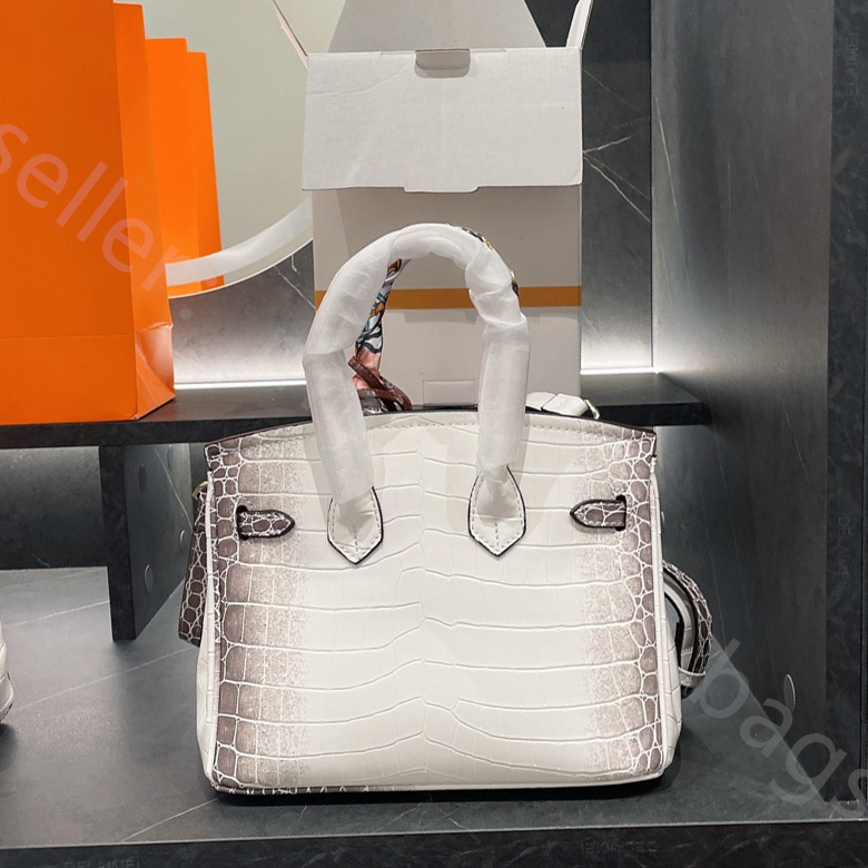 shopping totes Birkin New Top quality Leather Shoulder Bags Handbags lady fashion cross body Alligator letter with Random horse wallets famo
shopping totes Birkin New Top quality Leather Shoulder Bags Handbags lady fashion cross body Alligator letter with Random horse wallets famo