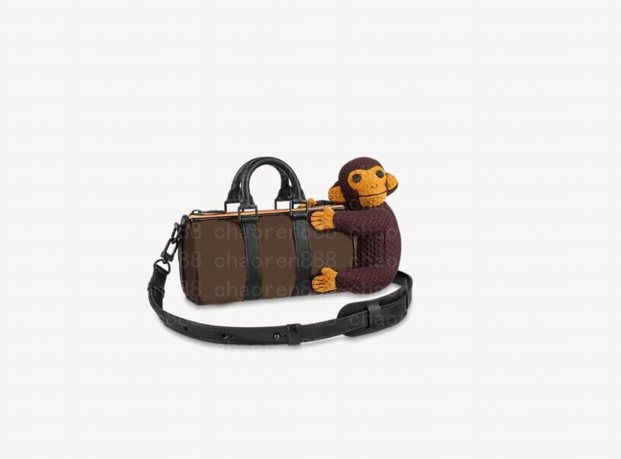 Real Leather With Friends Embroidery Bag Cartoon Pillow Mini Body Mens Zoom Keepall Nano Flower Letter Totes Cross Virgil Handbags
Real Leather With Friends Embroidery Bag Cartoon Pillow Mini Body Mens Zoom Keepall Nano Flower Letter Totes Cross Virgil Handbags