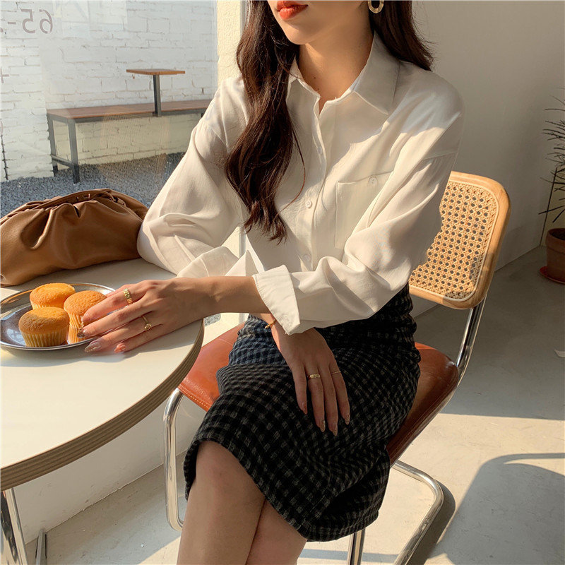 Spring High Quality Solid Large Size Office Lady Basic Shirts Chic Gentle Pockets Brief All Match Blouses 210421