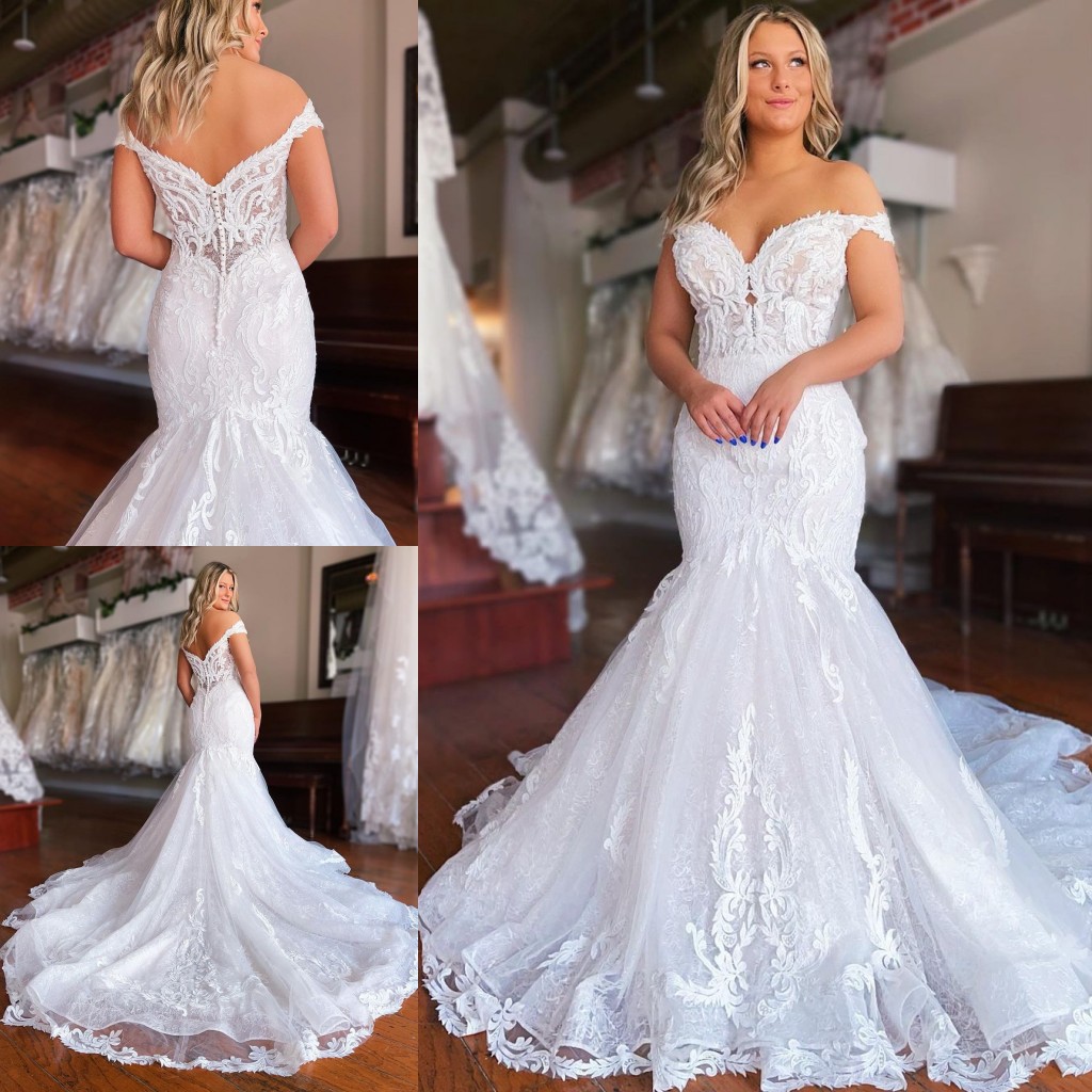 Wedding Graceful Mermaid Dresses Lace Appliqued Bridal Gowns Off The Shoulder Neck Covered Buttons Back Sweep Train Robe De Marie