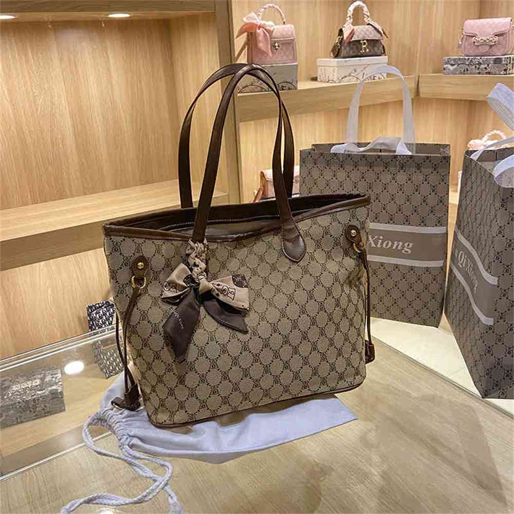 Large capacity bag new fashion versatile tote women's soft leather one shoulder portable Purse sale, Black
Large capacity bag new fashion versatile tote women's soft leather one shoulder portable Purse sale, Black